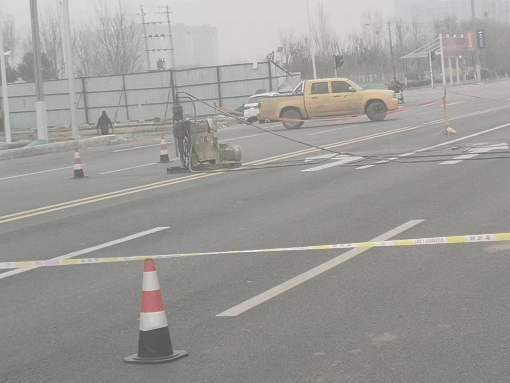 阿鲁科尔沁公路路基沉陷注浆